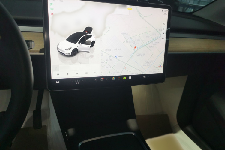 特斯拉 Model Y 2022款 改款 长续航全轮驱动版局部细节16