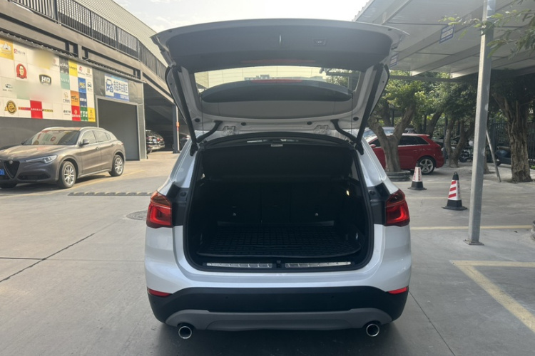 宝马X1 2019款 sDrive20Li 领先型局部细节23