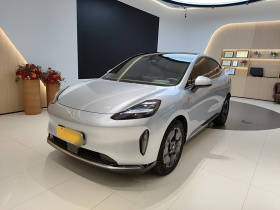 昊铂HT 2023款 670 后驱特高压版