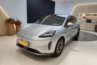 昊铂HT 2023款 670 后驱特高压版