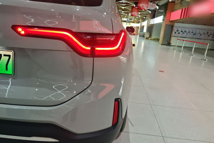 蔚来EC6 2020款 430KM 运动版车身外观9