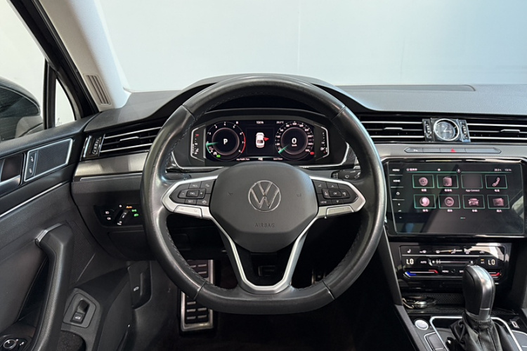 大众 迈腾 2020款 330TSI DSG 豪华型中控内饰7003