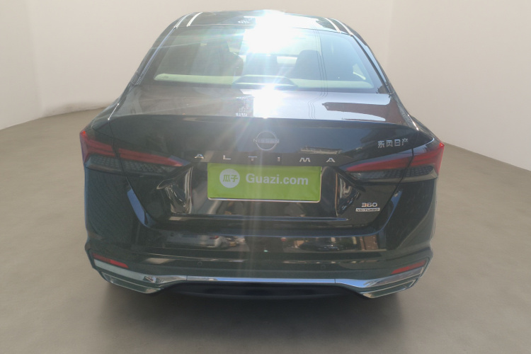 日产 天籁 2022款 2.0T XL 进享版车身外观6