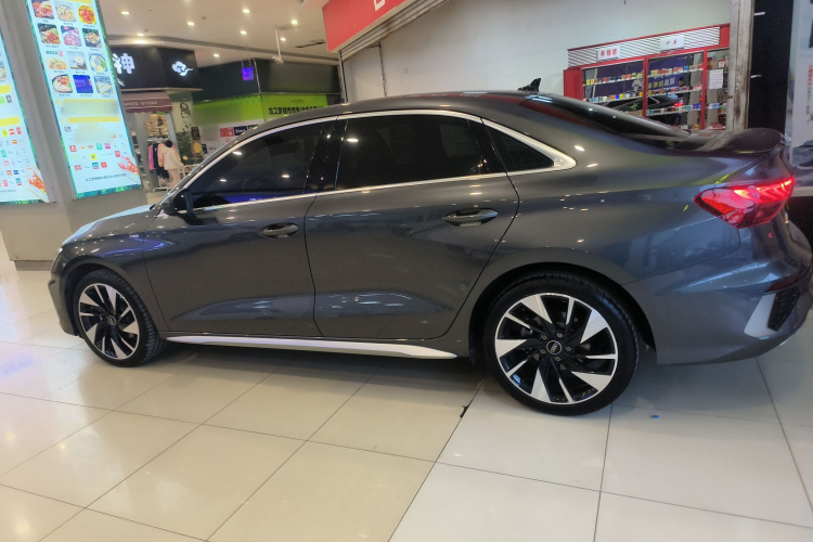 奥迪A3 2023款 改款 A3L Limousine 35 TFSI 时尚运动型车身外观6003