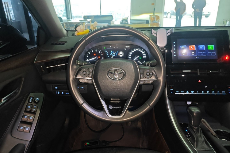 丰田 亚洲龙 2023款 2.0L 臻选版中控内饰13