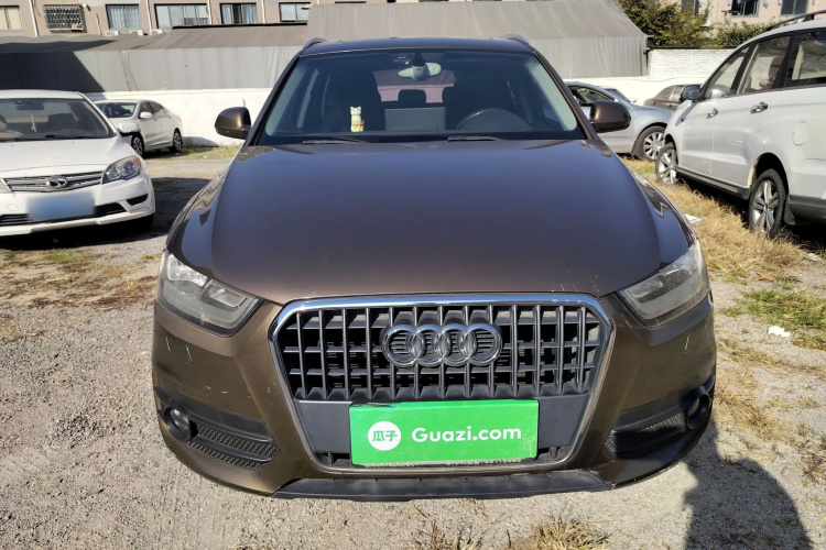 奥迪Q3 2013款 35 TFSI 进取型车身外观2