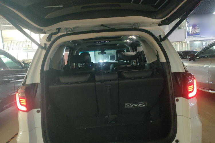 本田 奥德赛 2022款 2.0L e:HEV 锐·耀享版机舱底盘23