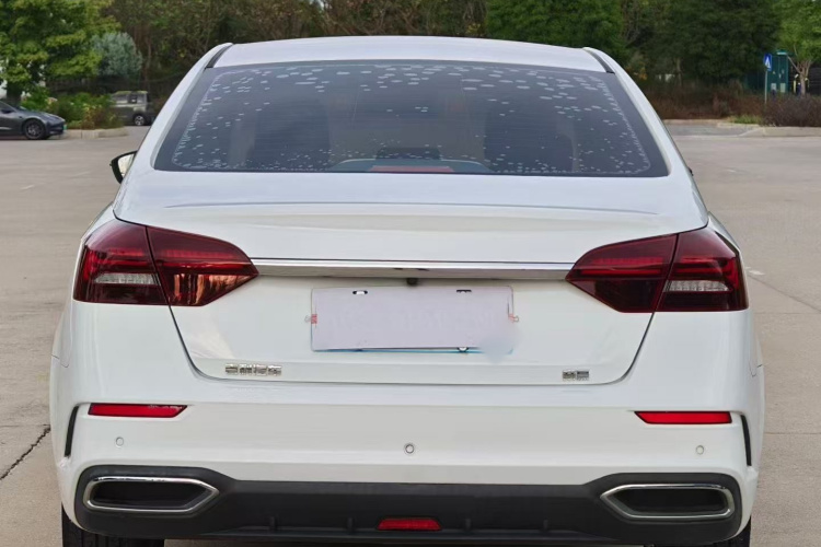 吉利汽车 帝豪 2021款 UP 1.5L CVT向上版车身外观6