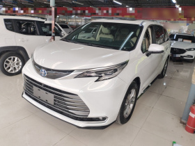 丰田 赛那SIENNA 2021款 2.5L混动 至尊版