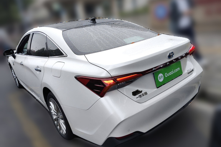 丰田 亚洲龙 2023款 双擎 2.5L XLE尊贵版车身外观6003