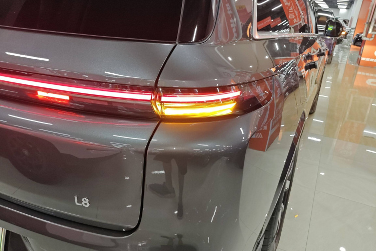 理想汽车 理想L8 2023款 Pro车身外观6006