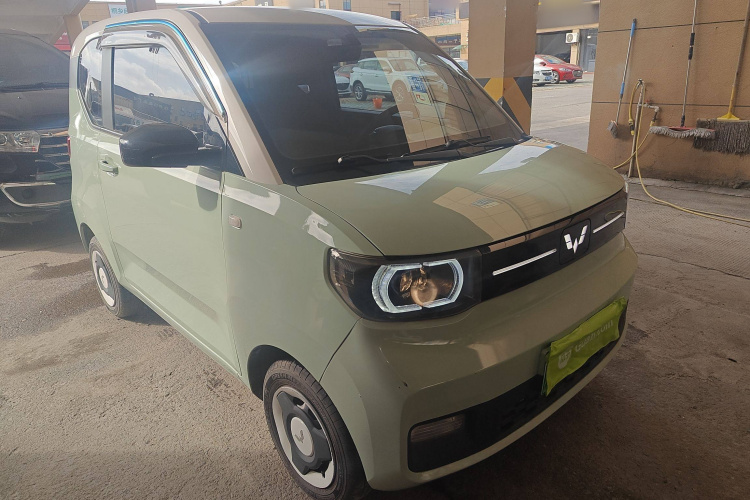 五菱汽车 宏光MINIEV 2022款 马卡龙臻享款 磷酸铁锂车身外观3