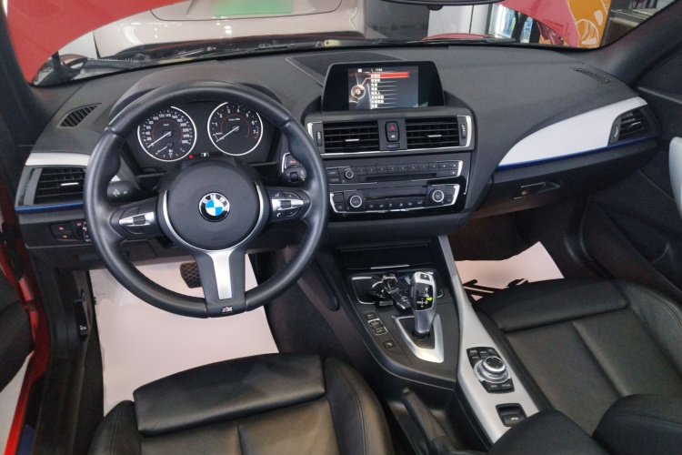 宝马2系(进口) 2015款 220i 敞篷轿跑车 M运动型中控内饰12