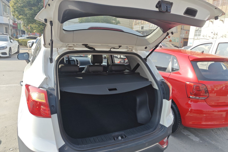 江汽集团 瑞风S3 2016款 1.5L 手动豪华智能型机舱底盘23