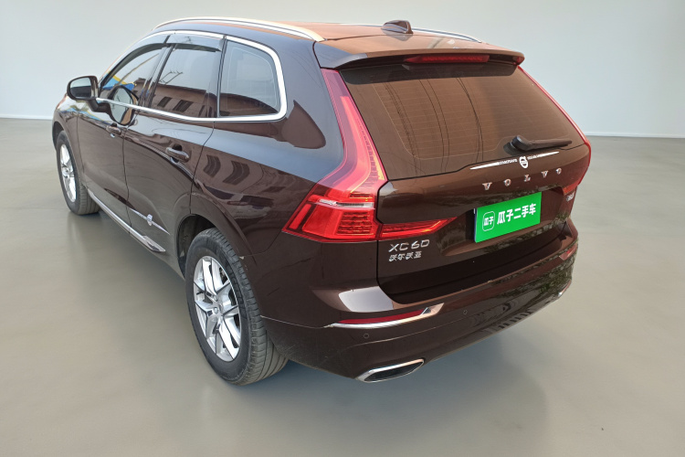沃尔沃XC60 2020款 T5 四驱智逸豪华版车身外观5