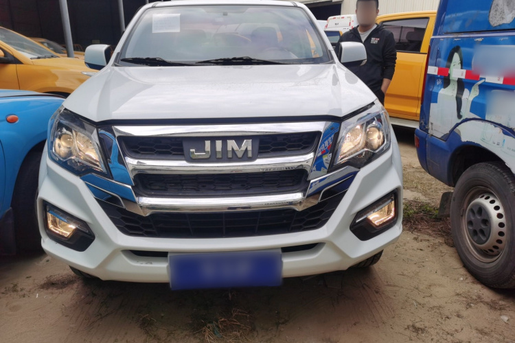 五十铃 瑞迈 2022款 2.8T经典柴油两驱舒享型长轴版JE493ZLQ6E车身外观6001