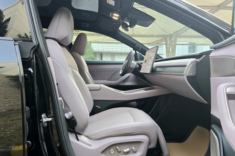 乐道L60 2024款 60kWh 后驱版局部细节41