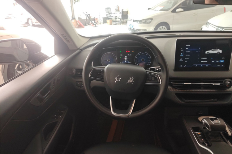 红旗E-QM5 2021款 网约充电 基础版 5座局部细节13