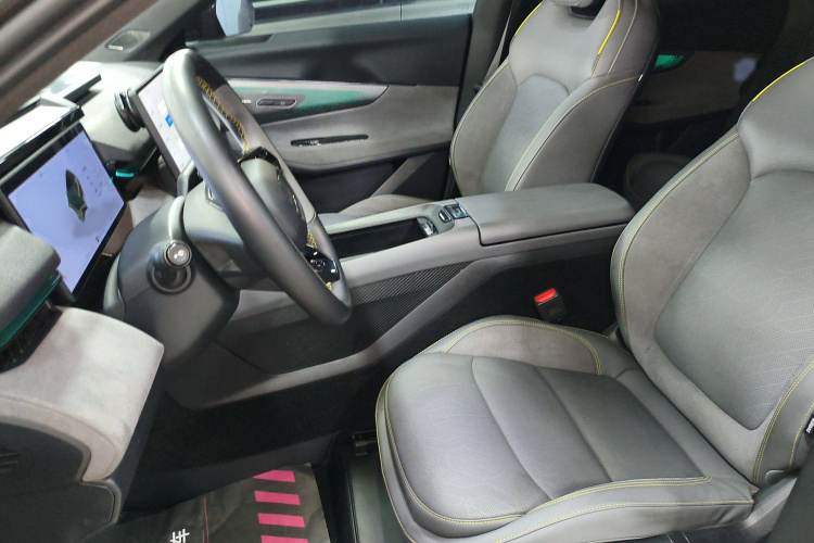 领克08 EM-P 2023款 220km 四驱性能Halo局部细节19