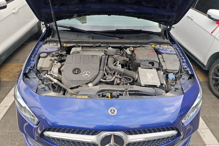 奔驰A级 2020款 改款 A 200 L 运动轿车时尚型局部细节24