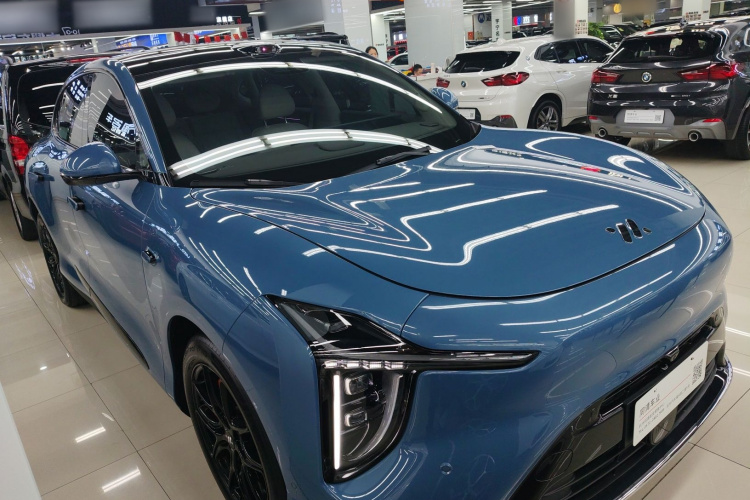 智己汽车 智己LS6 2026款 纯电 Max车身外观3