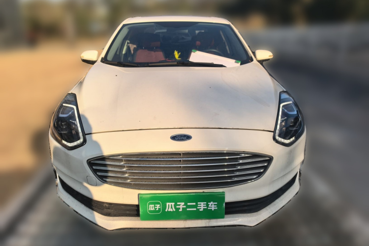 福特 福睿斯 2019款 改款 1.5L 自动悦享型 国VI车身外观2