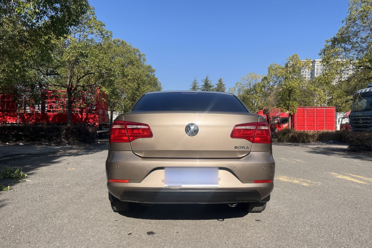 大众 宝来 2015款 质惠版 1.6L 手动时尚型车身外观6012