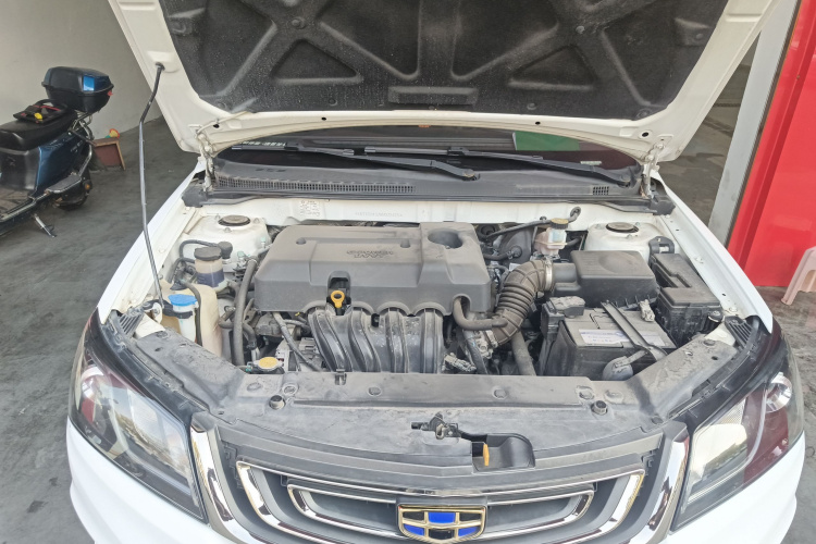 吉利汽车 帝豪 2017款 三厢百万款 1.5L 手动向上版机舱底盘24