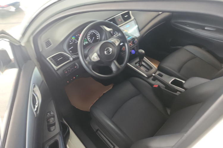 日产 轩逸 2022款 经典 1.6XE CVT舒适版中控内饰20