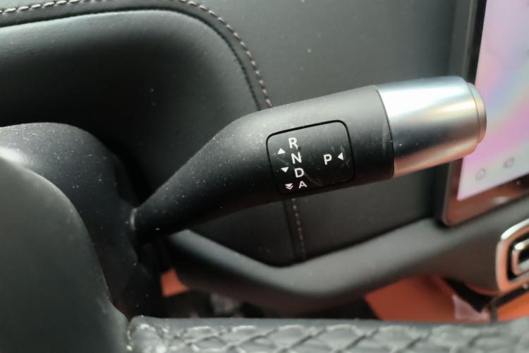 理想汽车 理想L8 2024款 Ultra局部细节18