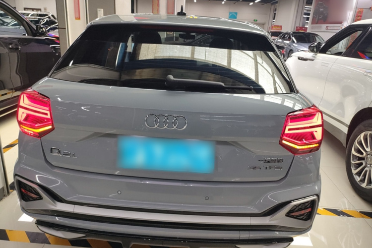 奥迪Q2L 2022款 35 TFSI 进取动感型车身外观6004
