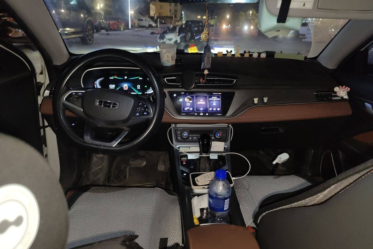 吉利汽车 帝豪 2021款 UP 1.5L CVT向上版中控内饰7002