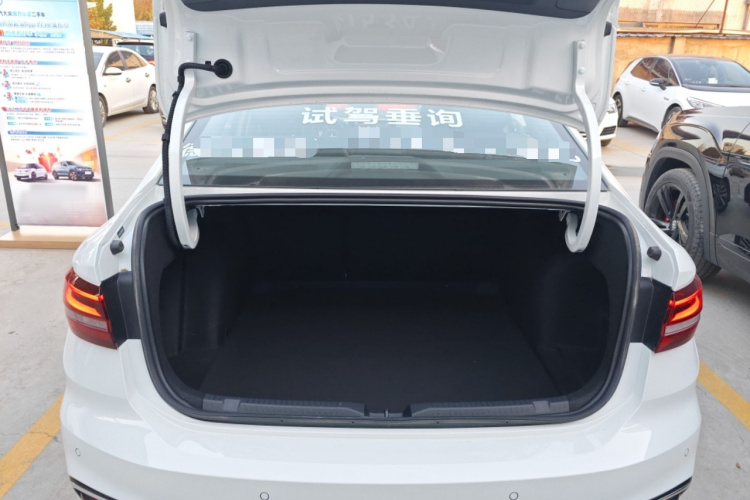 大众 朗逸 2024款 300TSI DSG星空领先版机舱底盘23