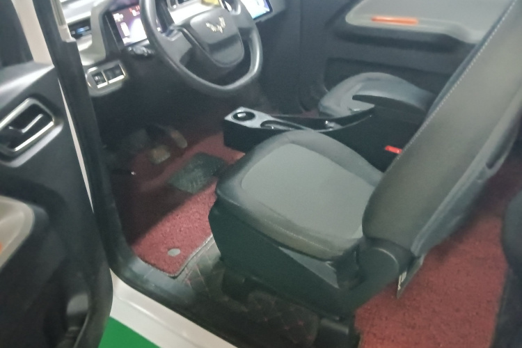 五菱汽车 宏光MINIEV 2021款 马卡龙臻享款 磷酸铁锂局部细节19