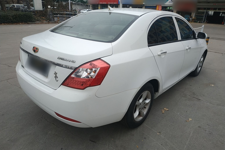 吉利汽车 经典帝豪 2013款 三厢 1.5L 手动进取型车身外观7