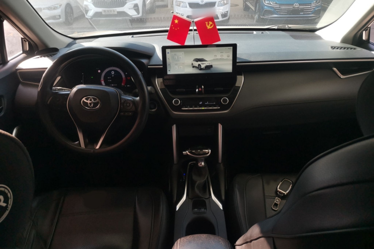 丰田 锋兰达 2023款 2.0L CVT领先版中控内饰7002