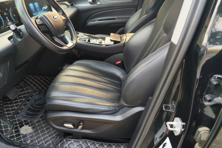 福特 领裕 2021款 EcoBoost 225 铂领型 5座局部细节19