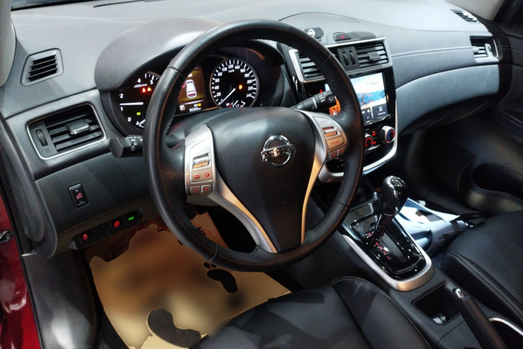 日产 骐达TIIDA 2021款 1.6L CVT智行版中控内饰12