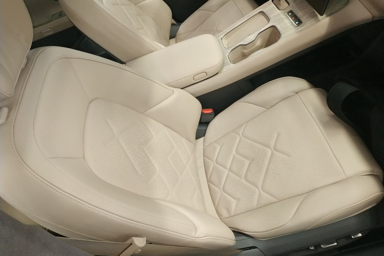 蔚来ET7 2022款 100kWh 首发版局部细节41