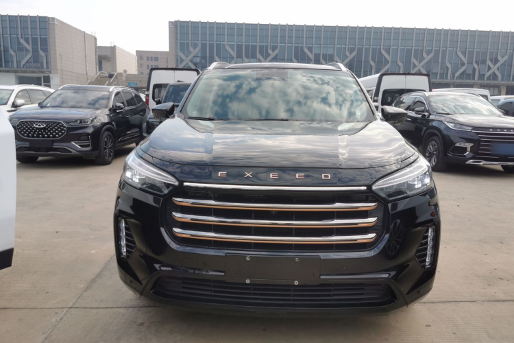 星途揽月 2021款 400T 四驱星尊Pro版 7座车身外观2