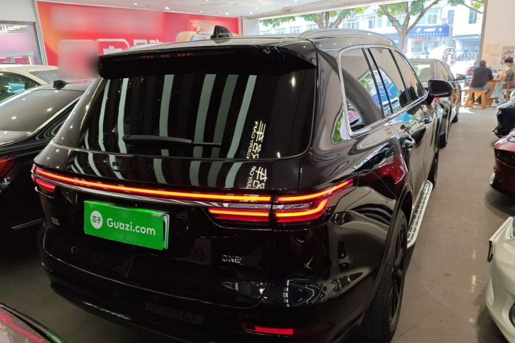 理想汽车 理想ONE 2020款 增程6座版车身外观7