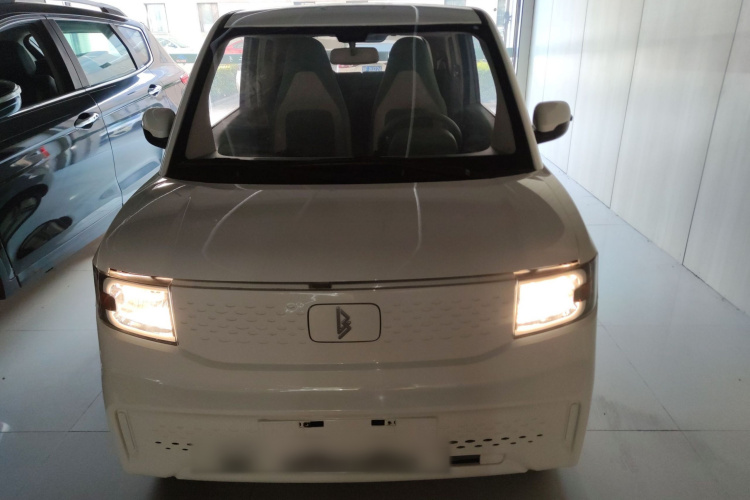 凌宝汽车 凌宝uni 2022款 微甜版车身外观2