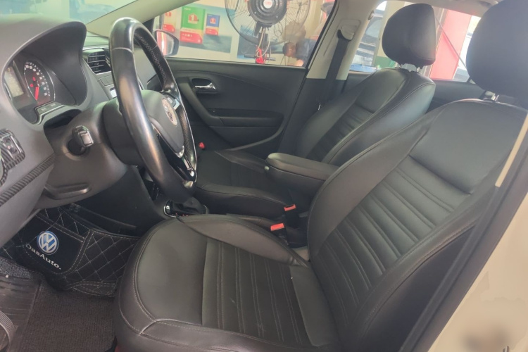 大众 Polo 2016款 1.6L 自动舒适型局部细节19