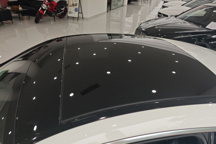 奔驰C级(进口)  C 260 轿跑车局部细节57