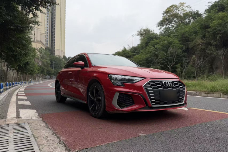奥迪A3 2021款 Sportback 35 TFSI 时尚运动型车身外观6002