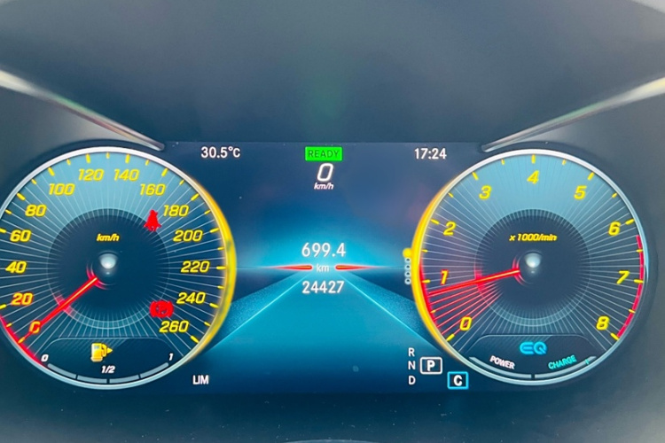 奔驰C级(进口) 2019款 C 260 轿跑车中控内饰7004