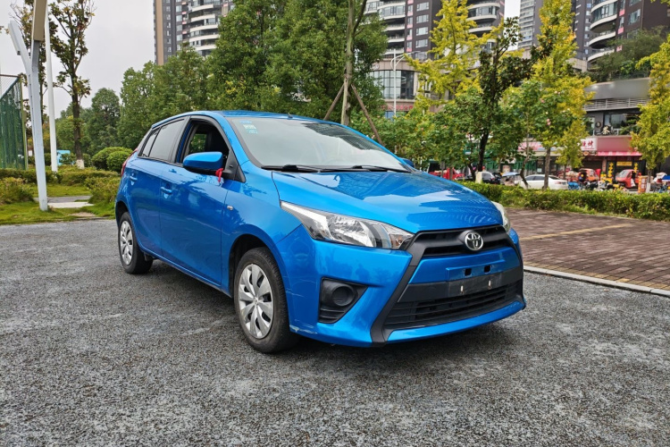 丰田 YARiS L 致炫 2014款 1.3E 自动魅动版车身外观6002