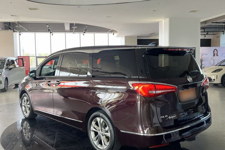 别克GL8 2018款 28T Avenir艾维亚 国VI车身外观6002