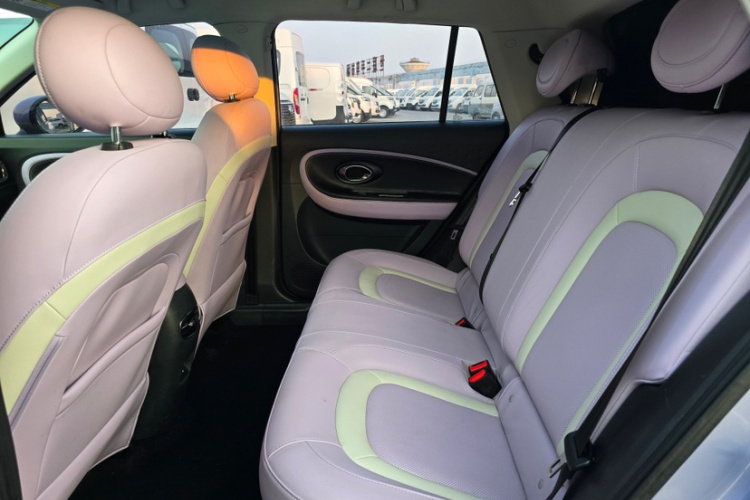 江淮钇为 钇为3 2023款 505km Pro中控内饰7006