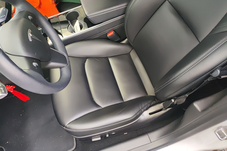 特斯拉 Model 3 2019款 标准续航后驱升级版局部细节19